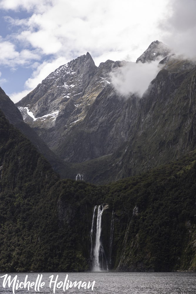 New Zealand New Zealand 19